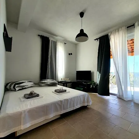 M&s * سفيتا نيدلجا