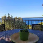 M&s Sveta Nedelja (Hvar)